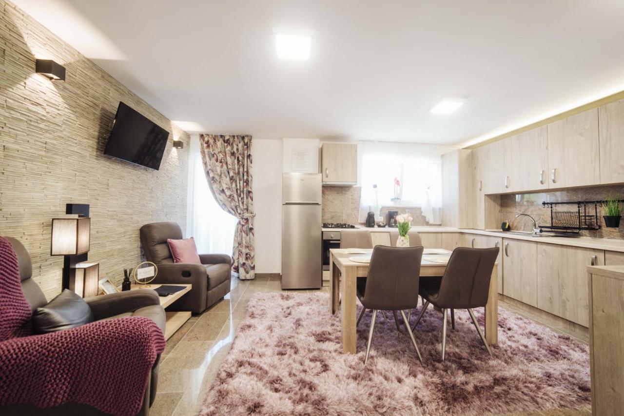 Diandra Residenceクルージュ＝ナポカ エクステリア 写真